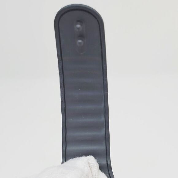 Limited Release Walt Disney World 4 Parks MagicBand2 - Picture 5 of 10